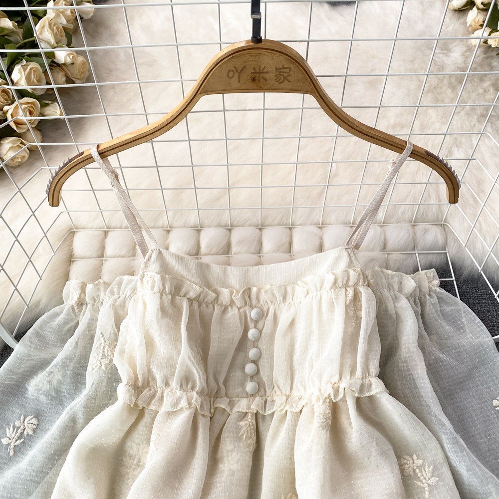 Sweet Off-shoulder Puff-sleeve Shirt With A Boat Neckline And Embroidered Ruffled Trim - Image 5
